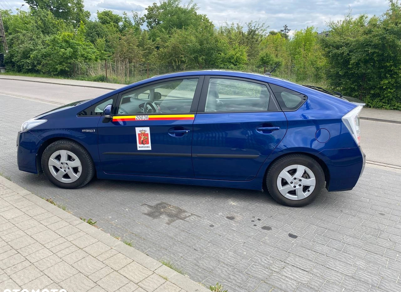 Toyota Prius cena 41000 przebieg: 241000, rok produkcji 2011 z Radzymin małe 92